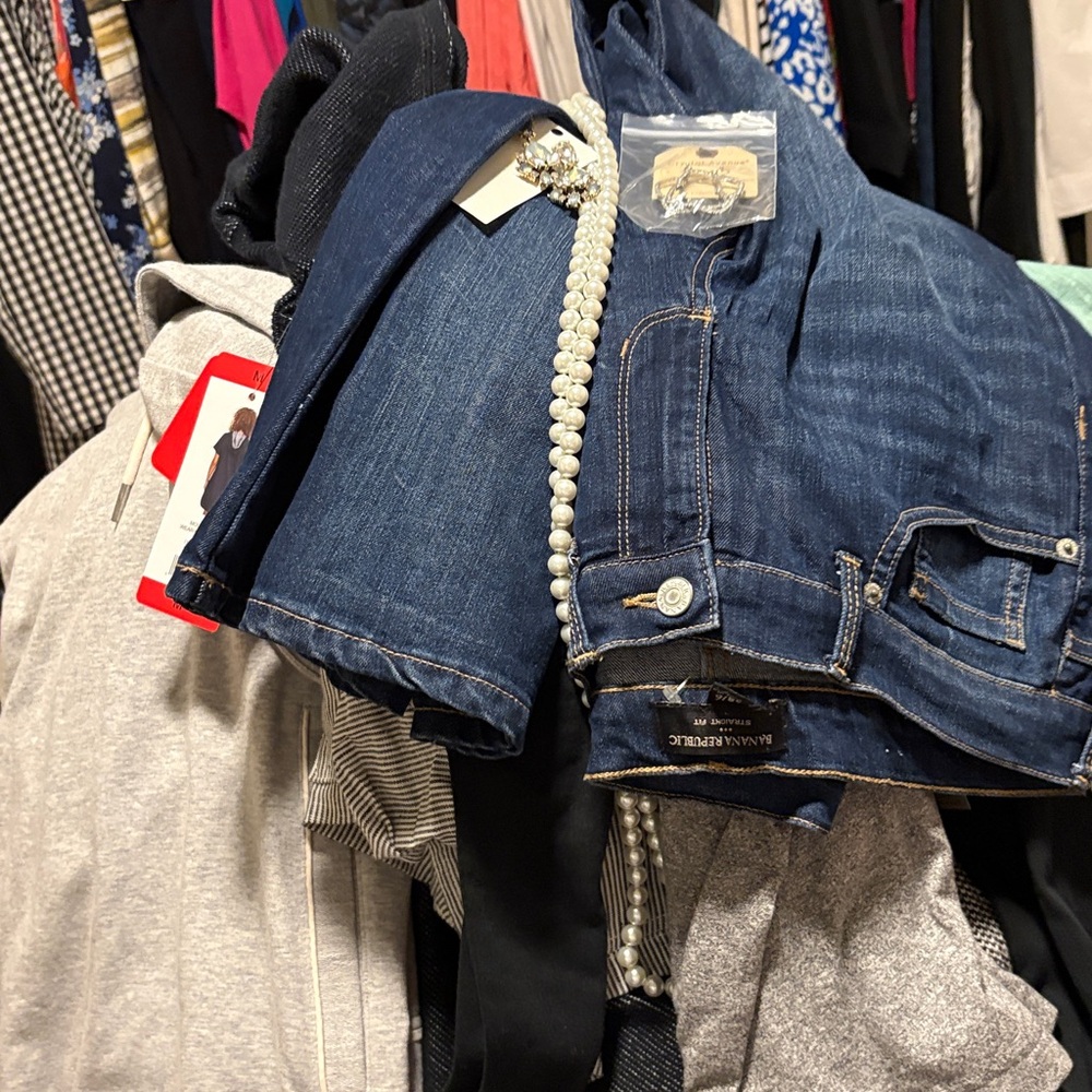 Dresses Tops Jewelry NC Jeans
